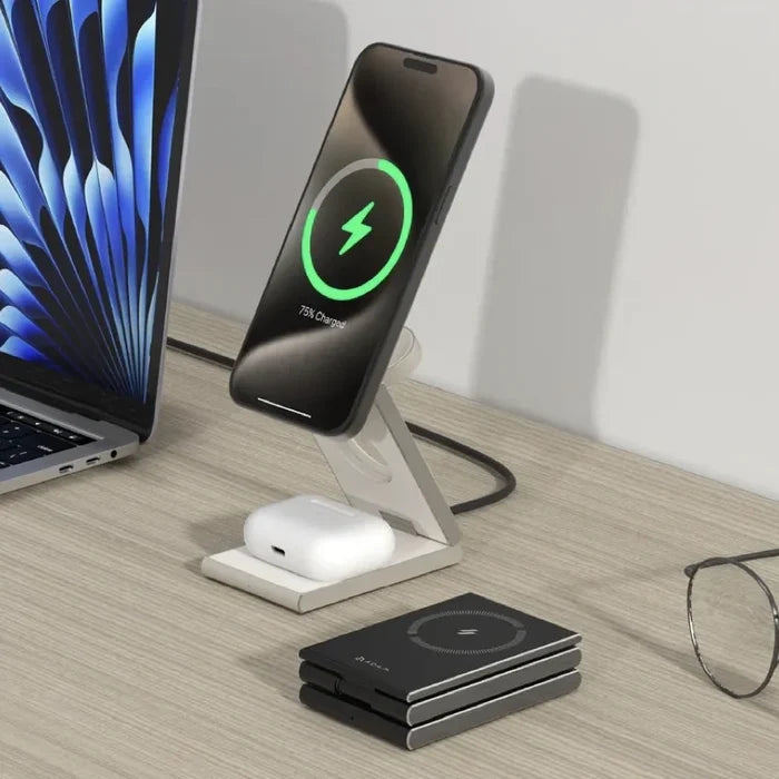ADAM elements Mag Z Magnetic 3-in-1 Foldable Travel Charging Station - Black