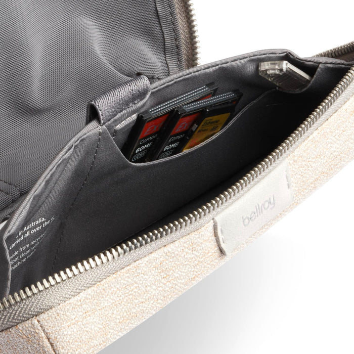 กระเป๋า Bellroy Tech Kit สี Saltbush