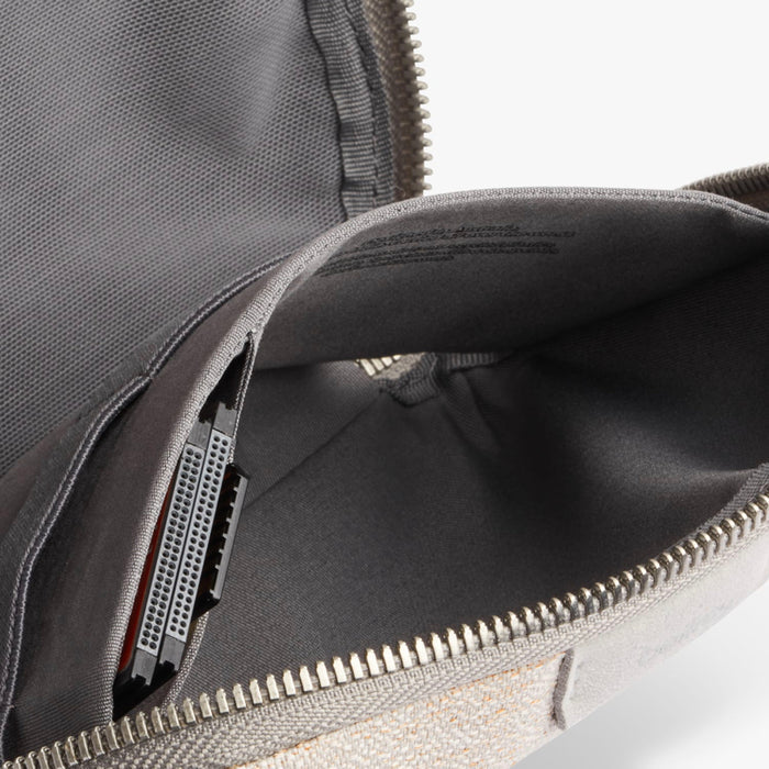 กระเป๋า Bellroy Tech Kit Compact สี Saltbush
