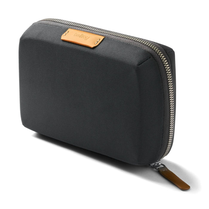 กระเป๋า Tech Kit Compact สี Slate จากแบรนด์ BELLROY