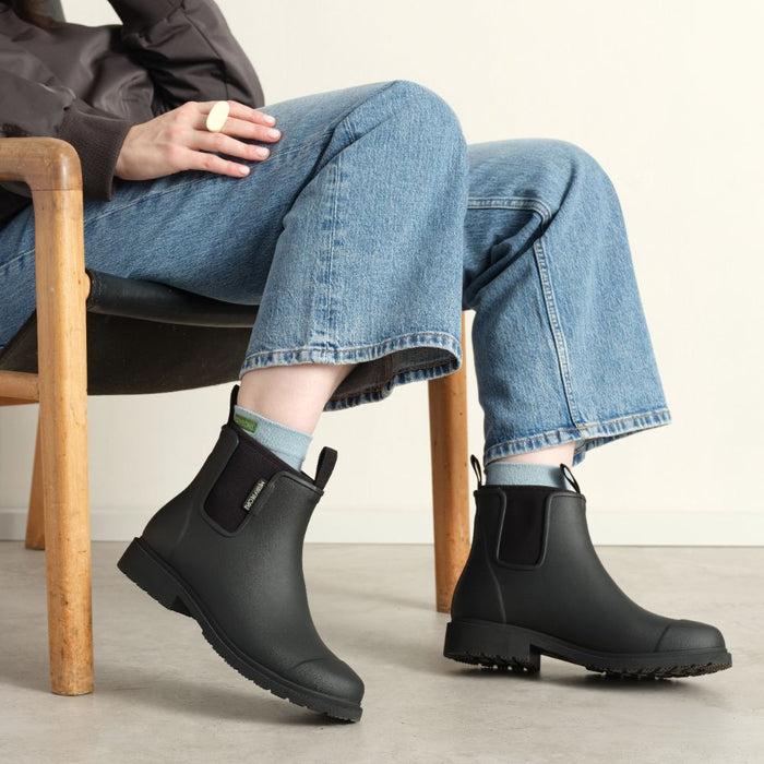 Bobbi Ankle Boot // Black & Black