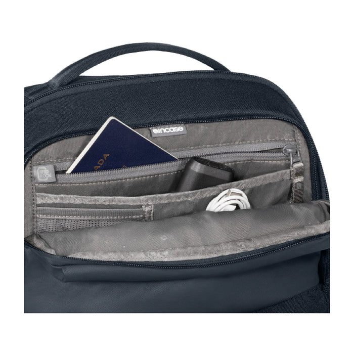 กระเป๋าสะพายหลัง Incase A.R.C. Commuter Pack สี Navy