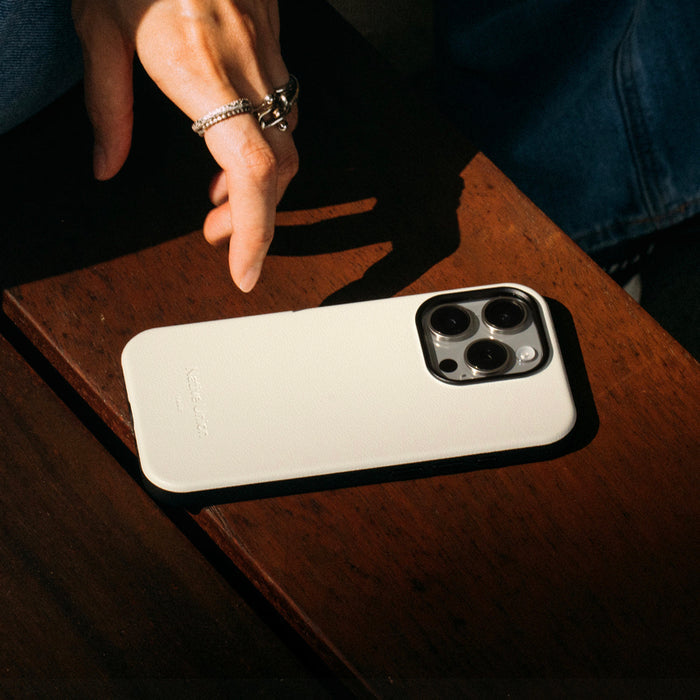 เคสกันกระแทก iPhone 16 Native Union Active สี Sandstone