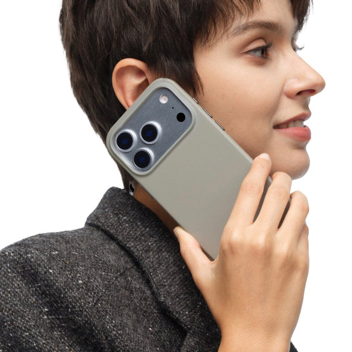 เคสไอโฟน Snap Phone (MOVAS) สำหรับ iPhone 17 Pro - Taupe จับถนัดมือ แบรนด์ MOFT