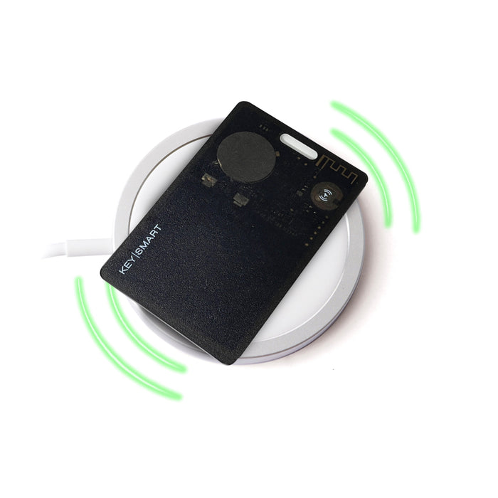 อุปกรณ์ช่วยค้นหาสิ่งของ KeySmart SmartCard with Apple Find My สี Clear Smoke