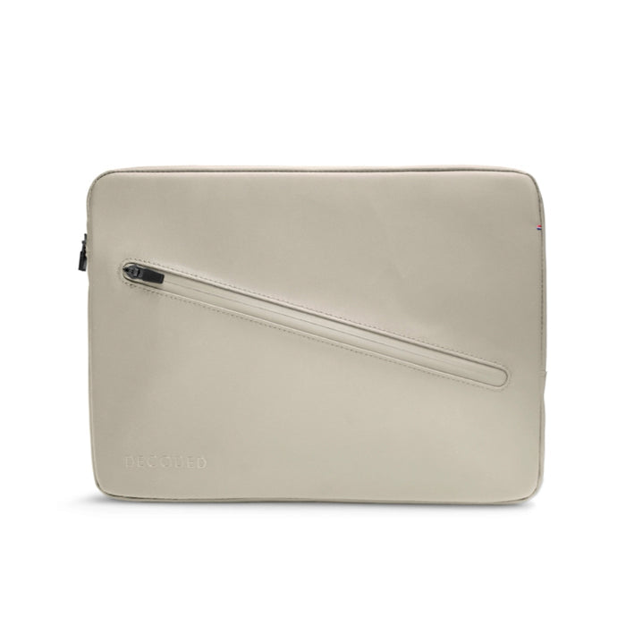 กระเป๋าใส่คอมพิวเตอร์ Decoded สำหรับ MacBook 13 - 14 นิ้ว สี Clay จากแบรนด์ DECOEDE