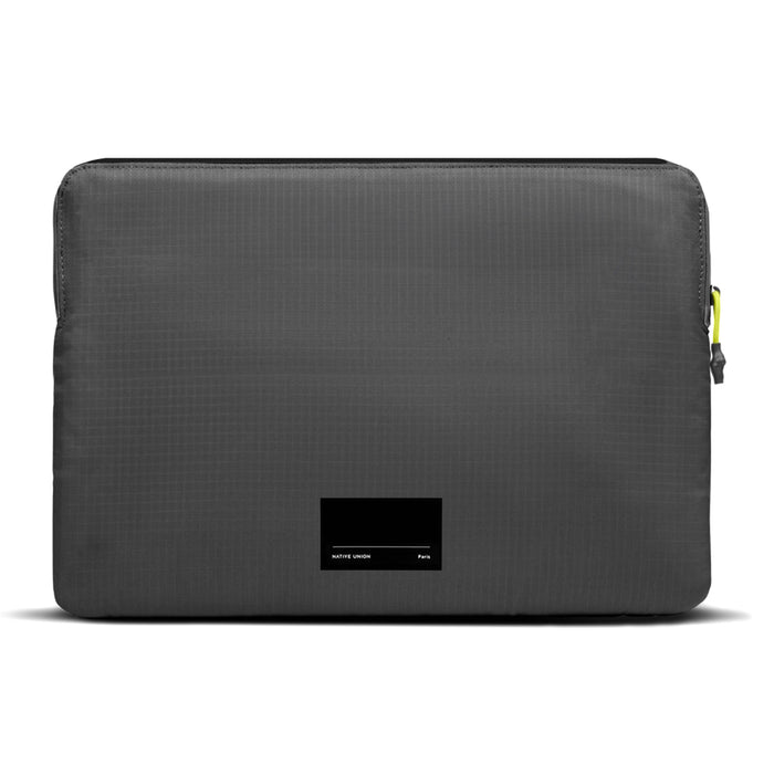 กระเป๋าคอมพิวเตอร์ Native Union Ultralight สำหรับ MacBook 16 นิ้ว สี Black