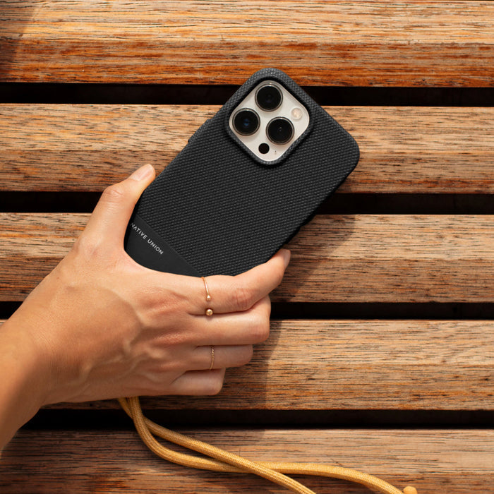 เคส Nativeunion Re-Classic สำหรับ iPhone 14 Pro สี Black