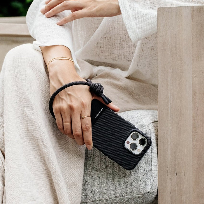 สายคล้องโทรศัพท์มือถือ Nativeunion Wrist Sling สี Black